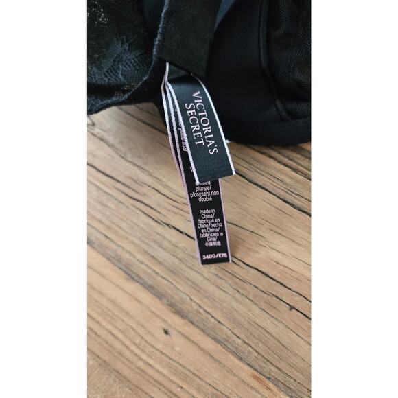 Victoria's Secret Very Sexy Unlined Plunge Black Lace sz 34DD New - Picture 3 of 4